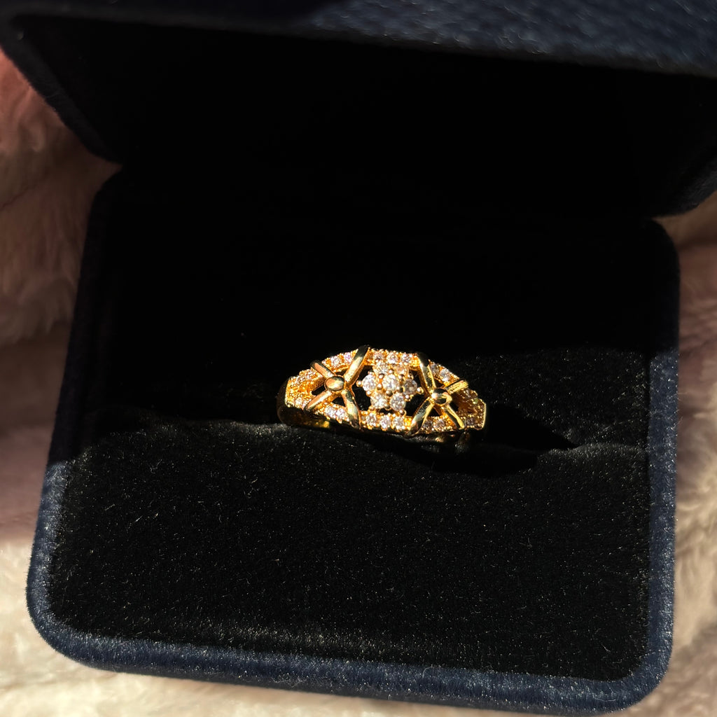 Cocktail (ring)
